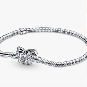 Authentic Pandora Moments Butterfly Clasp Snake Chain Bracelet Size 7.5